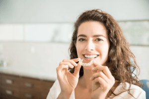 Read more about the article Life After Invisalign: Embracing Your New Smile and Ongoing Care